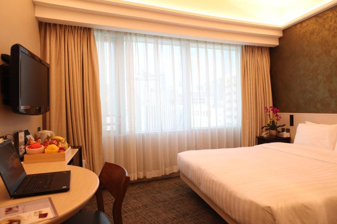 South Pacific Hotel Гонконг Екстер'єр фото